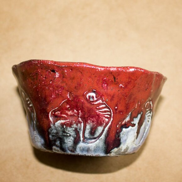 horse raku dish - Picture 6 of 7